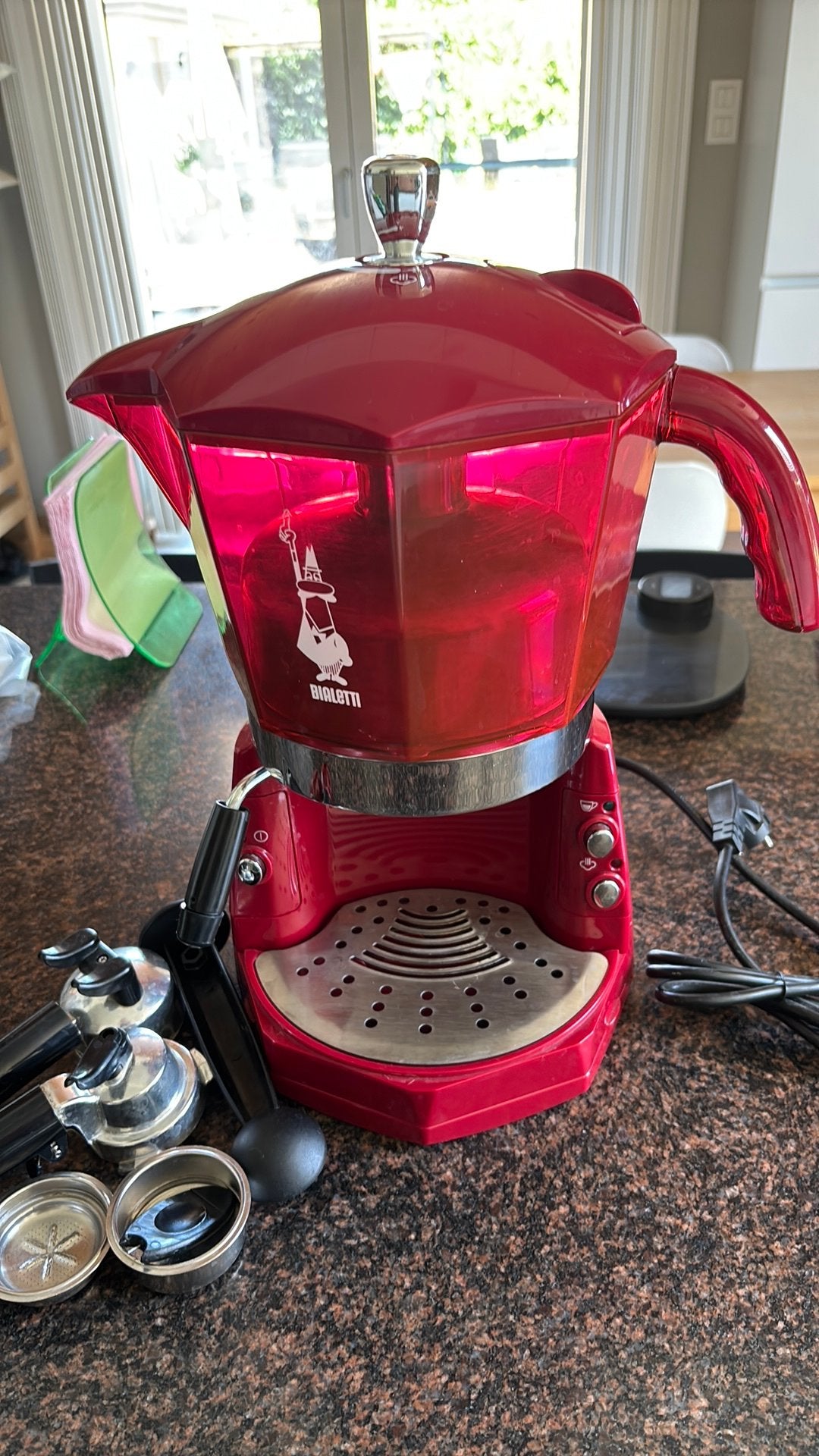 Bialetti koffiezet met melkstomer, Elektronische apparatuur, Koffiezetapparaten, Ophalen, Zo goed als nieuw, Gemalen koffie