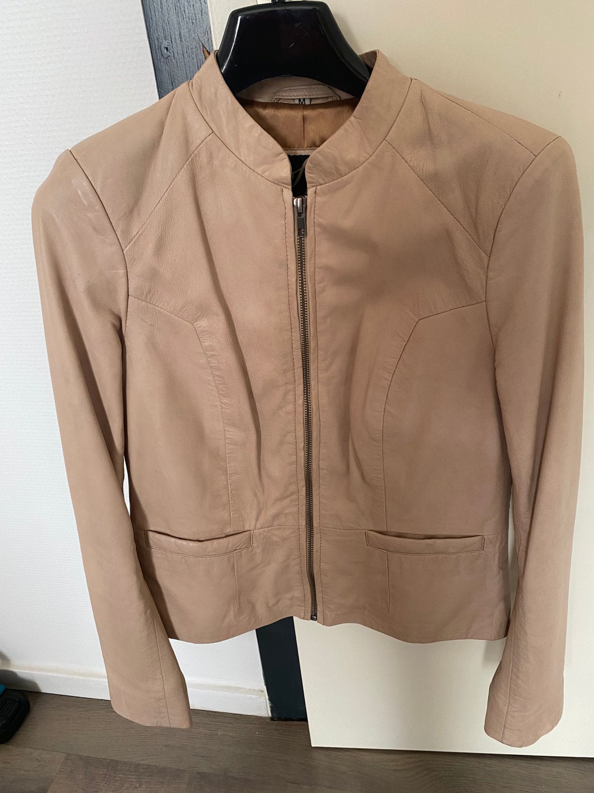 Gilet en cuir 38, Enlèvement ou Envoi, Comme neuf, Taille 38/40 (M)