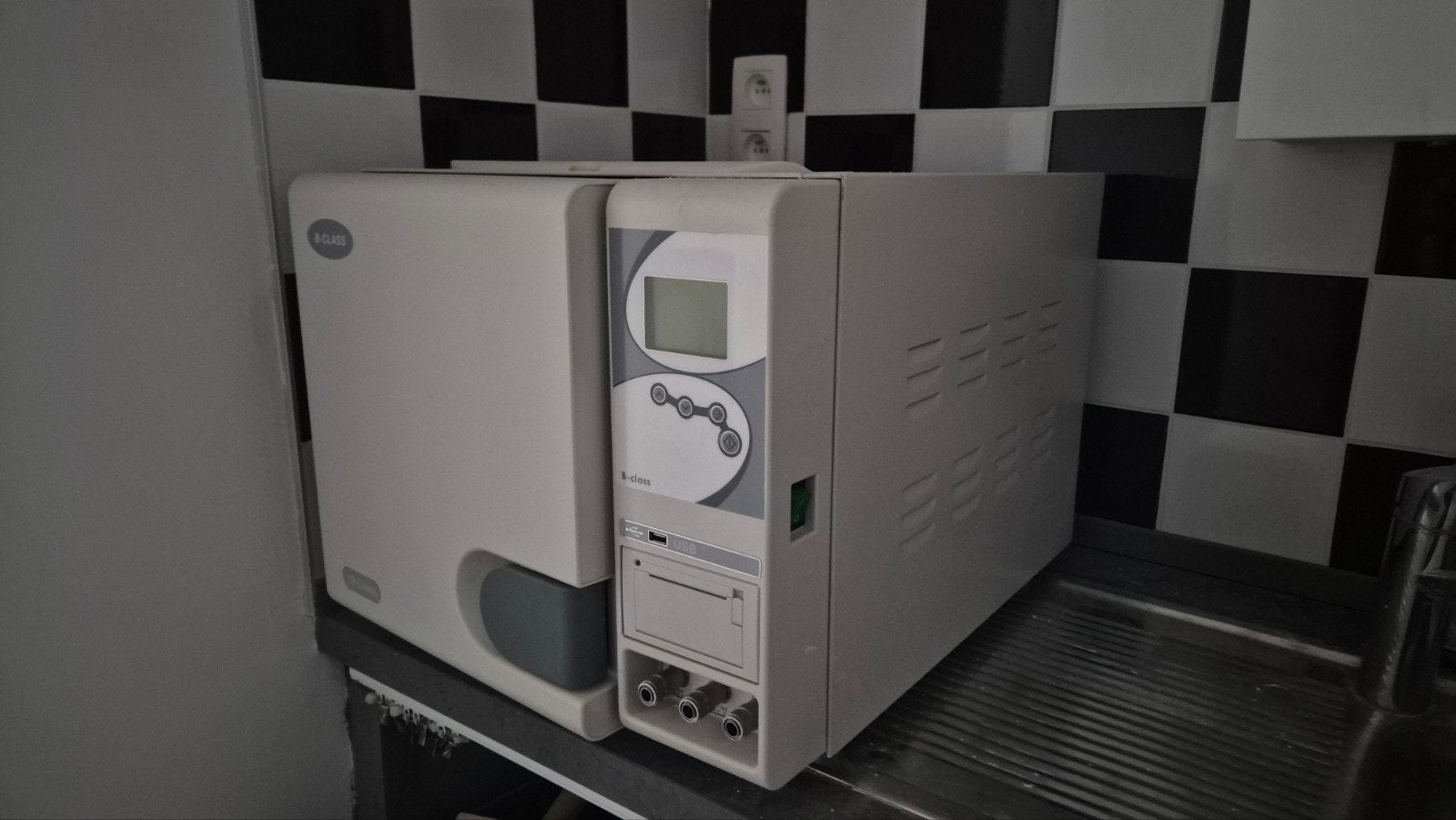 Sterilisateur 18 L neuf classe B, Immo