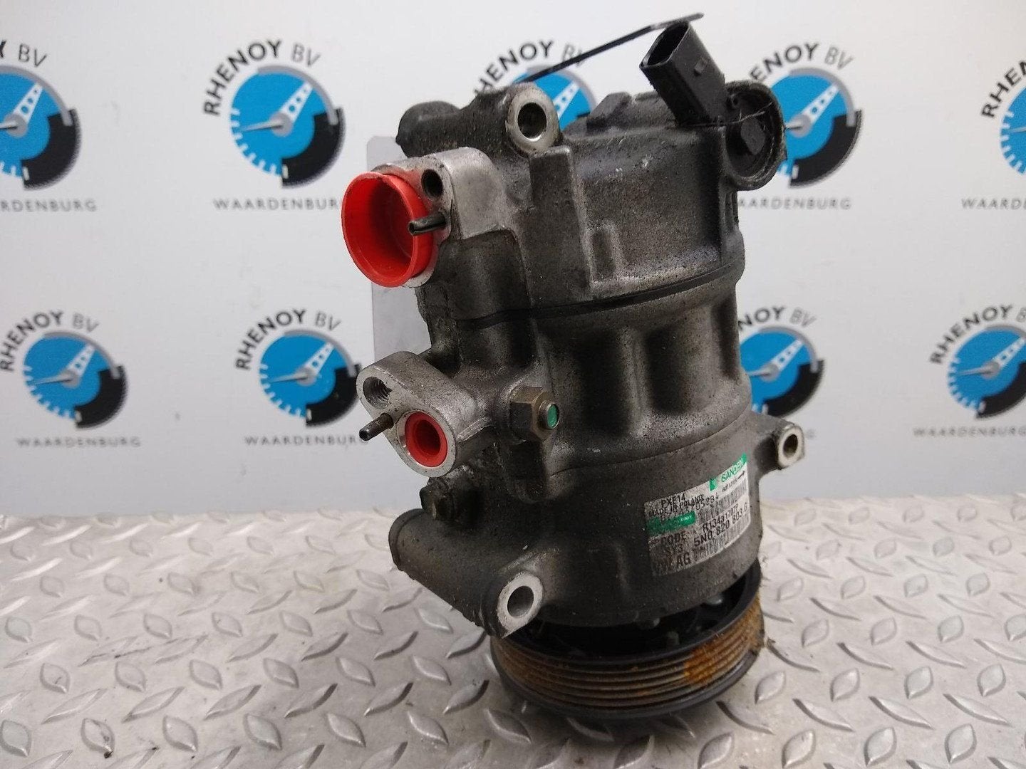 VOLKSWAGEN GOLF PLUS 1.2 TSI Comfl.BlueM  AIRCO COMPRESSOR /, Ophalen of Verzenden, Gebruikt, ARN erkend