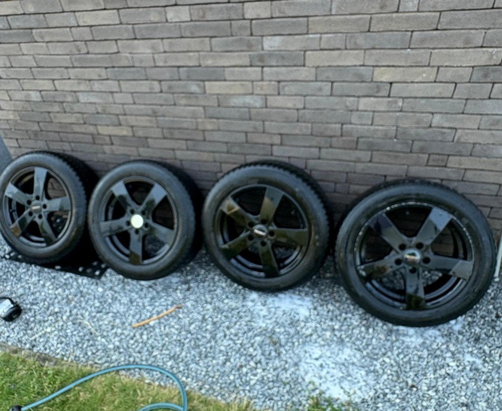 Complete winterset 16 inch Dezent + winterbanden, Auto-onderdelen, Ophalen, 16 inch, Banden en Velgen, Winterbanden