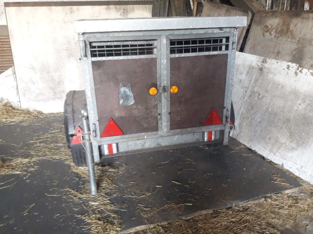 Hondenaanhangwagen, Ophalen, Gebruikt