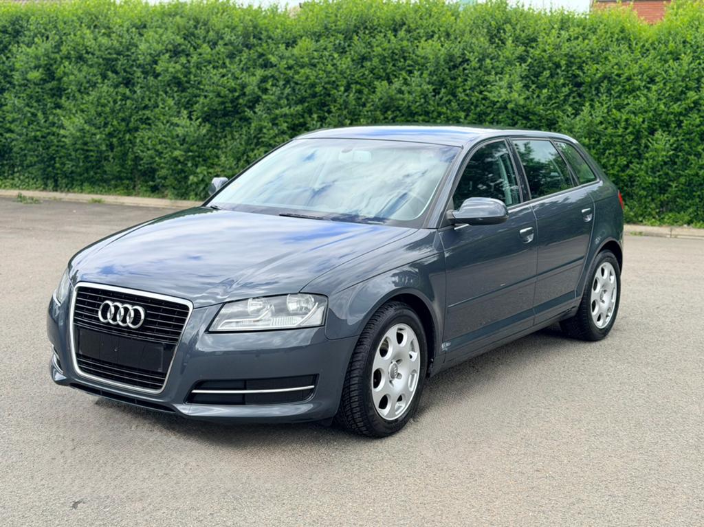 A3 1.6 TDI carpass 5 portes Airco, Cuir, Achat, Entreprise, Entretenue par le concessionnaire