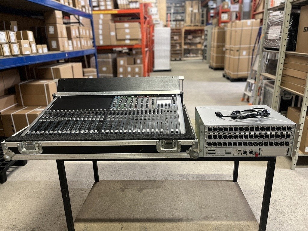 Soundcraft Si Performer 3 + Compact 32/16 - Mixer, Muziek en Instrumenten, Ophalen of Verzenden, Zo goed als nieuw, 20 kanalen of meer