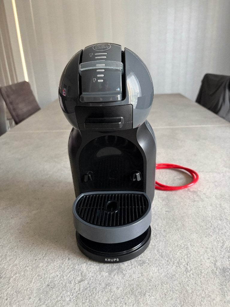 KRUPS Nescafé Dolce Gusto, Enlèvement, Comme neuf, Cafetière, Réservoir d'eau amovible