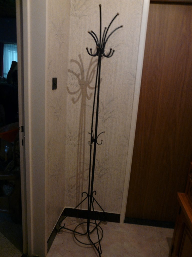 Vintage staande , smeedijzeren, kaptstok uit jaren 1960, Huis en Inrichting, Ophalen, Gebruikt, Metaal, Staande kapstok