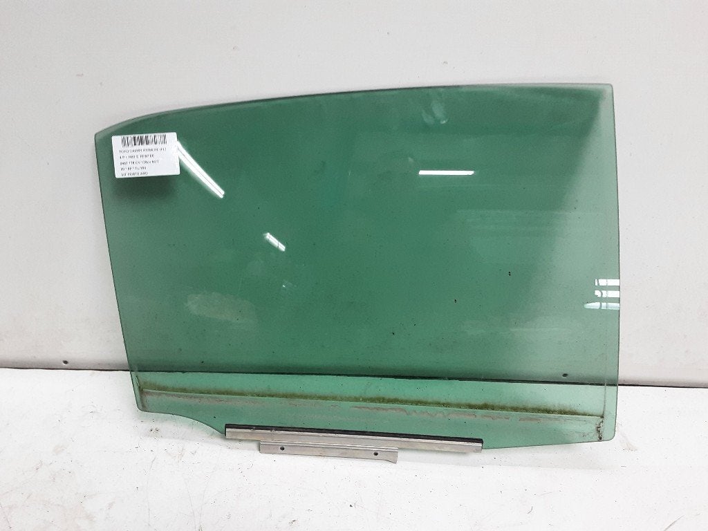 VITRE ARRIERE DROITE Toyota Camry (VH7) (01-2017/-), Kundenbetreuung@toyota.de, Toyota, Utilisé, Toyota-Allee 2
50858  Köln, DE