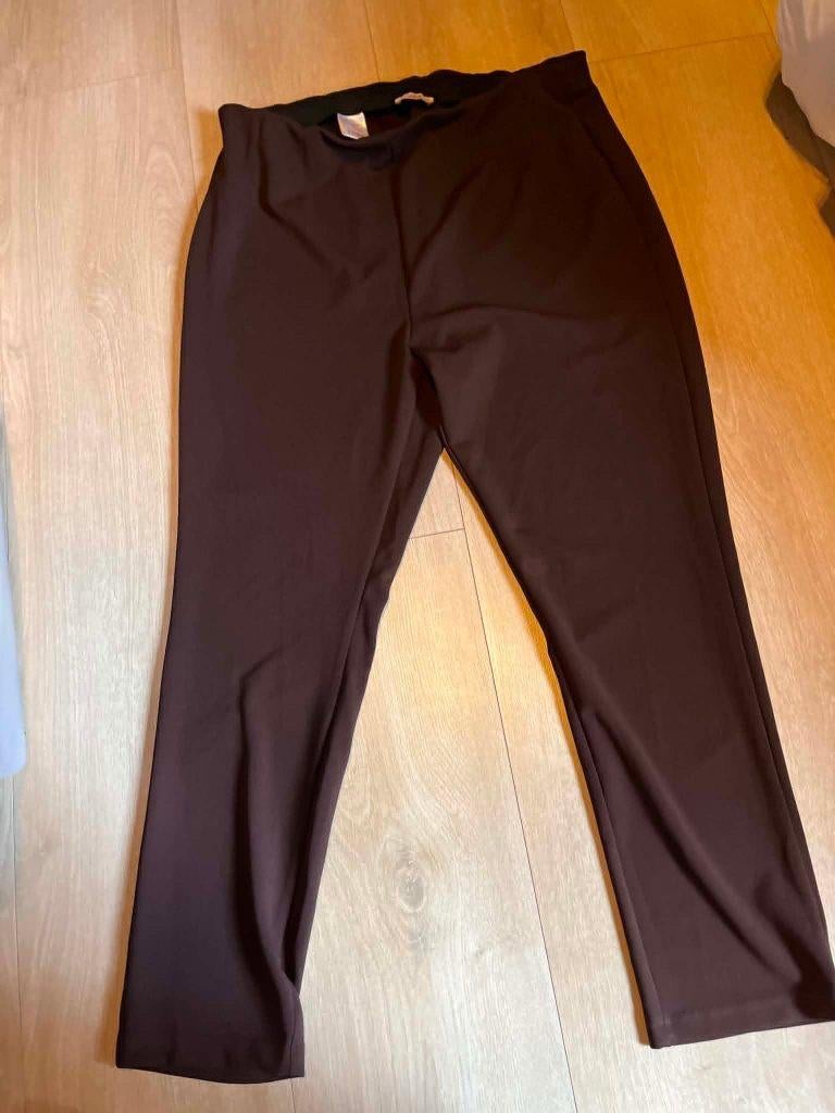broek bruin eviva stretch 48-50, Kleding | Dames, Grote Maten, Eviva, Bruin, Ophalen of Verzenden, Gedragen