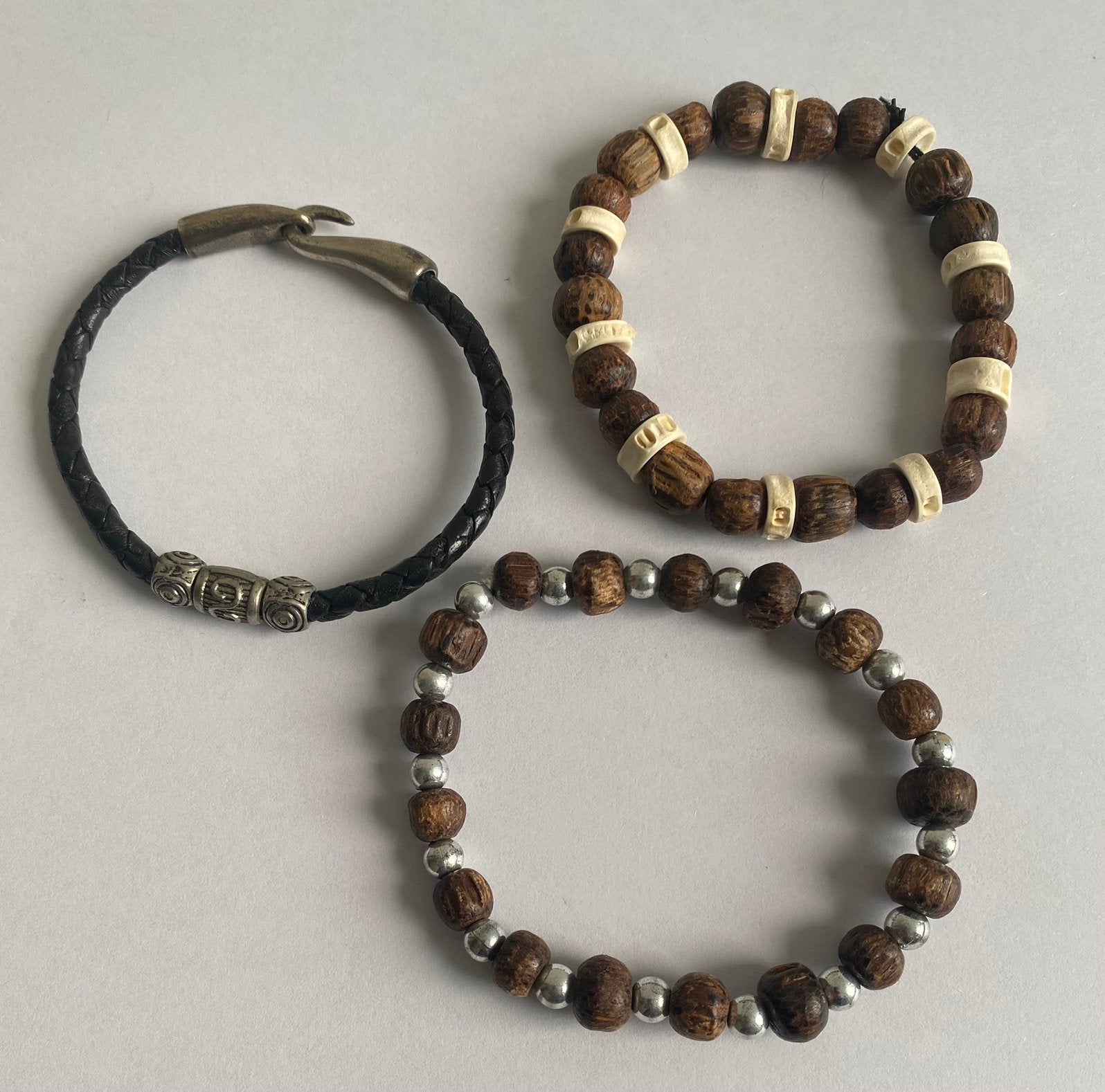 3 bracelets en bon etat., Enlèvement ou Envoi, Utilisé