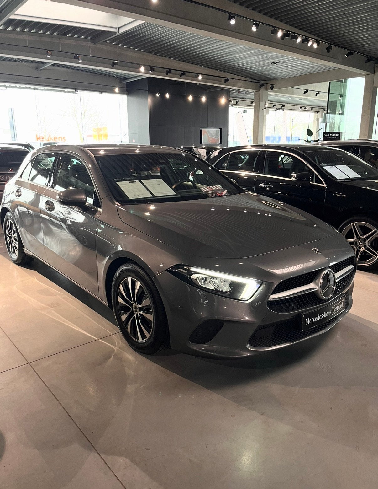 Mercedes A180d Business Line | 2022 | Automaat | LED |, Automaat, Leder en Stof, Diesel, 5 deurs
