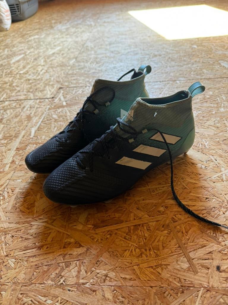 Adidas voetbalschoenen maat 46, Sport en Fitness, Voetbal, Ophalen