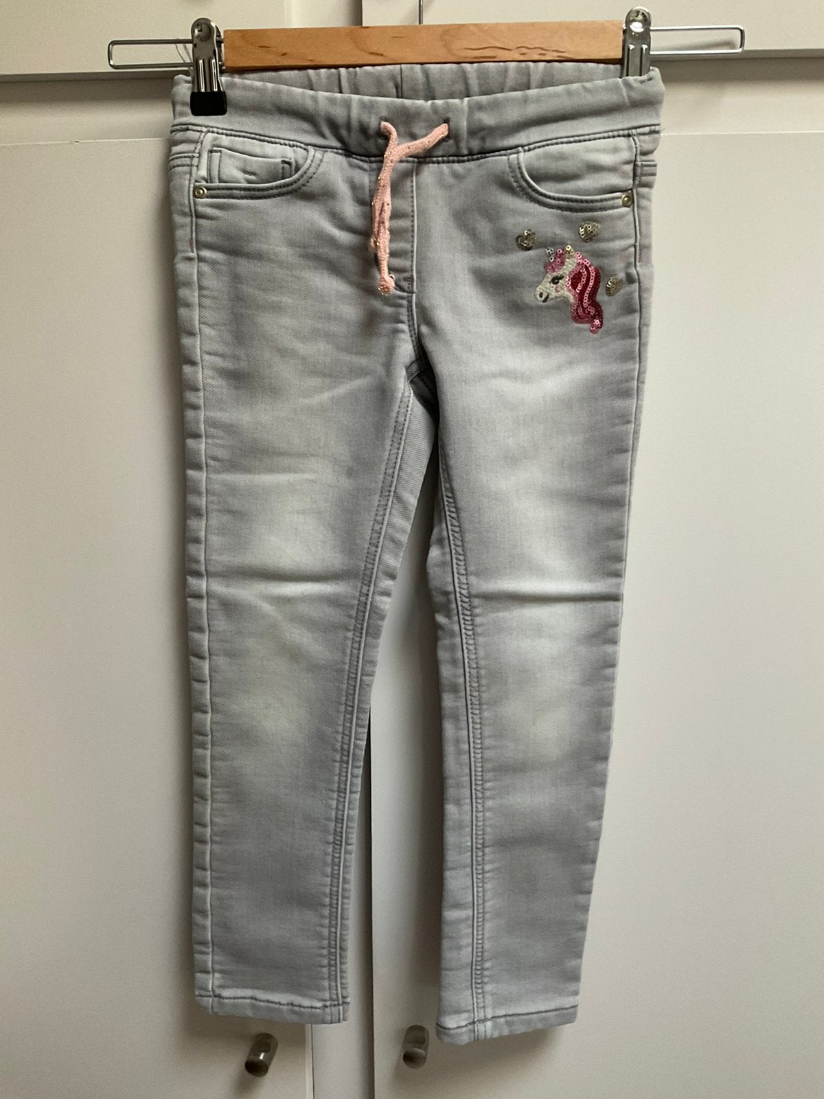 Jeansbroek C&A maat 122, Kinderen en Baby's, Kinderkleding | Maat 122, Ophalen of Verzenden, Zo goed als nieuw, Broek