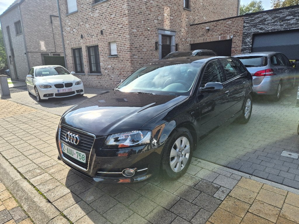 Audi A3 1.6Tdi Eu5 2011 1ste eig. 88.000kms AC Navi Leder, Voorwielaandrijving, Zwart, 4 cilinders, Zwart
