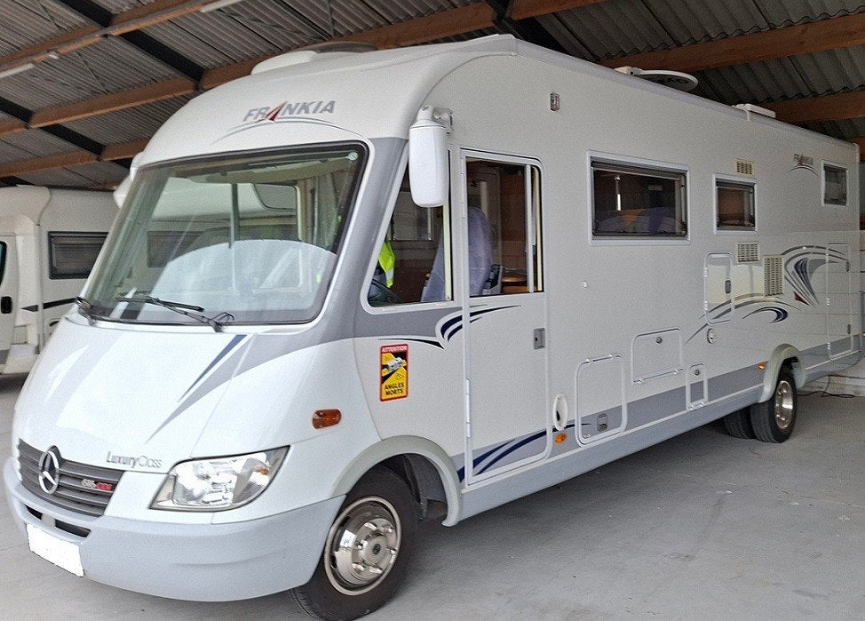 Frankia 8000 Luxury Class Mercedes 616 CDI 2005 82.600km, Integraal, Chemisch toilet, Airbags, Particulier