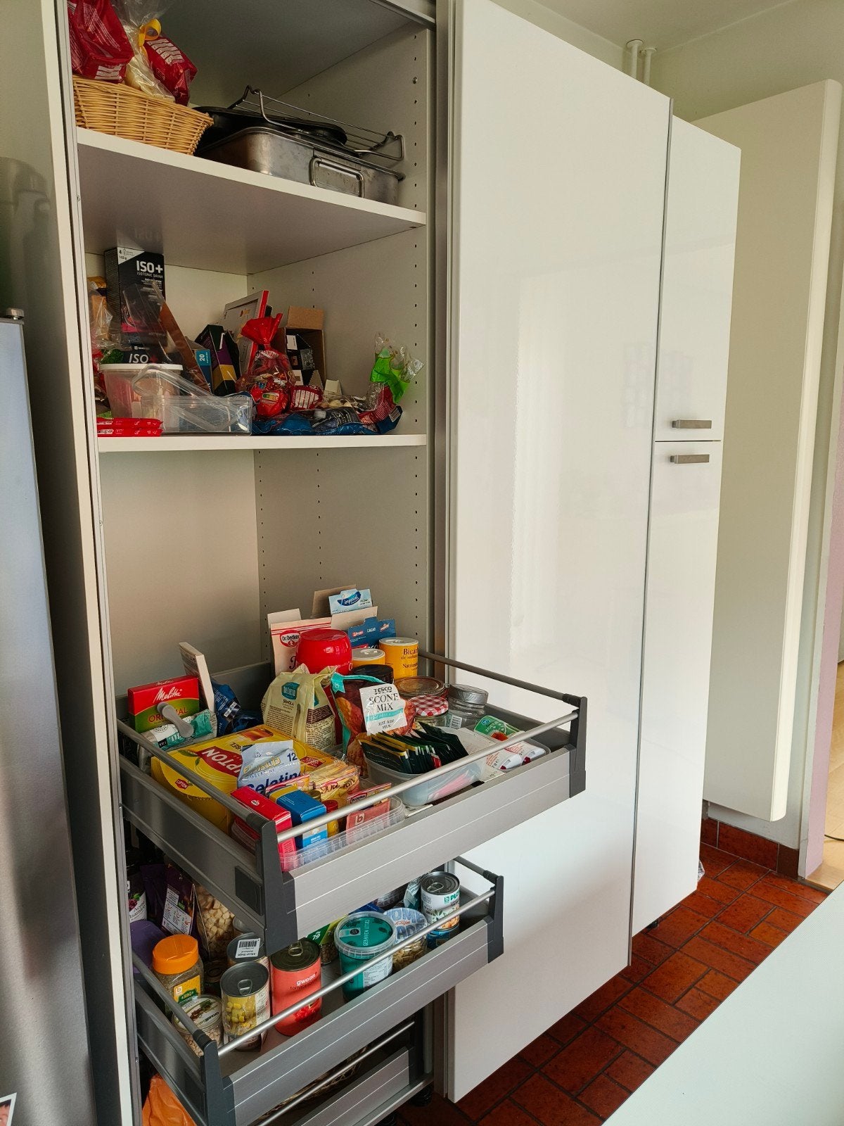 Keukenkast/opbergkast Faktum Ikea, Ophalen