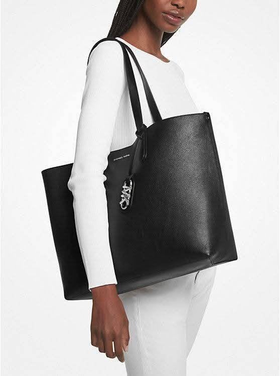 Grand sac noir réversible Michaël Kors  neuf étiqueté, Enlèvement ou Envoi, Neuf, Noir, Autres types