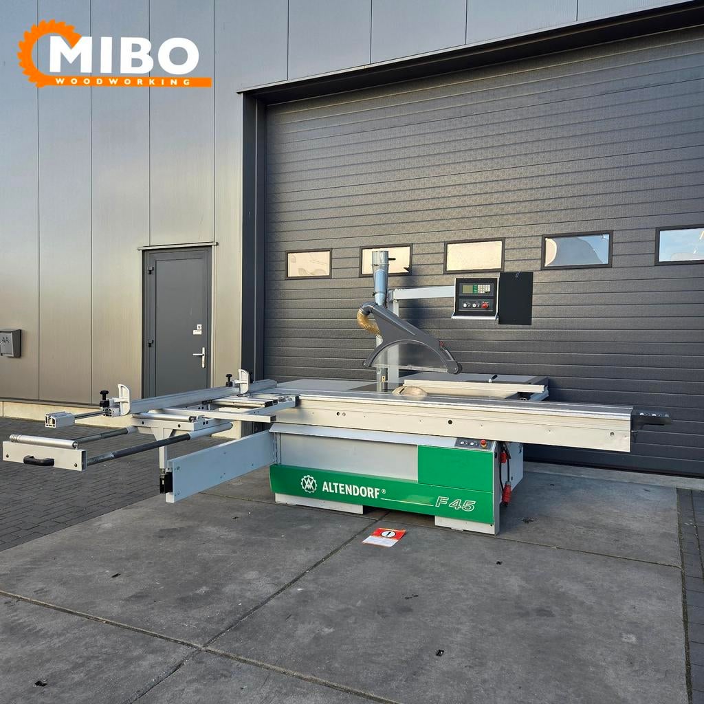 Altendorf F45 Paneelzaag 3200mm digitaal cnc 550mm zaagblad, Enlèvement ou Envoi