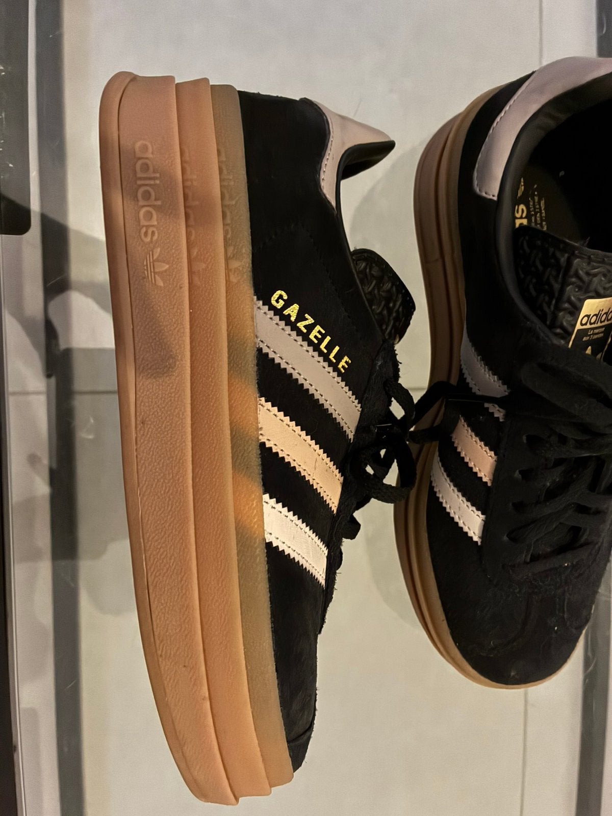 Édition limitée Adidas Gazelle, Enlèvement, Comme neuf