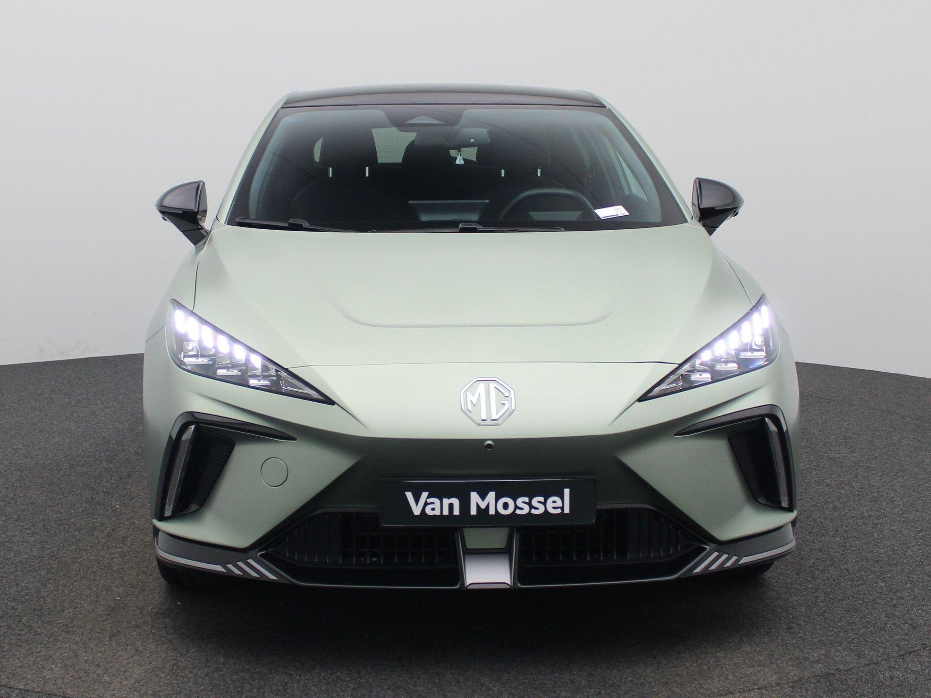 MG MG4 64 kWh Xpower SOH 98%, Auto's, Automaat, 1803 kg, Stof, Gebruikt