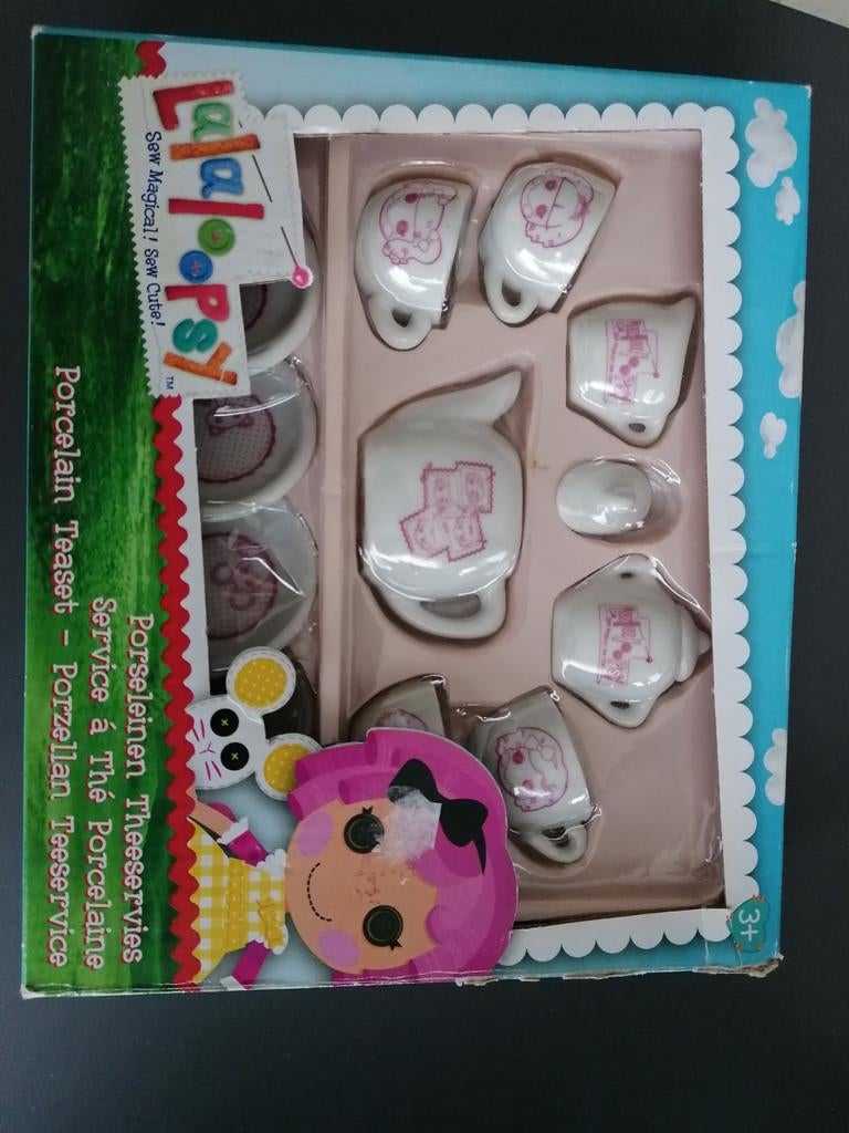 Theeservies, Ophalen