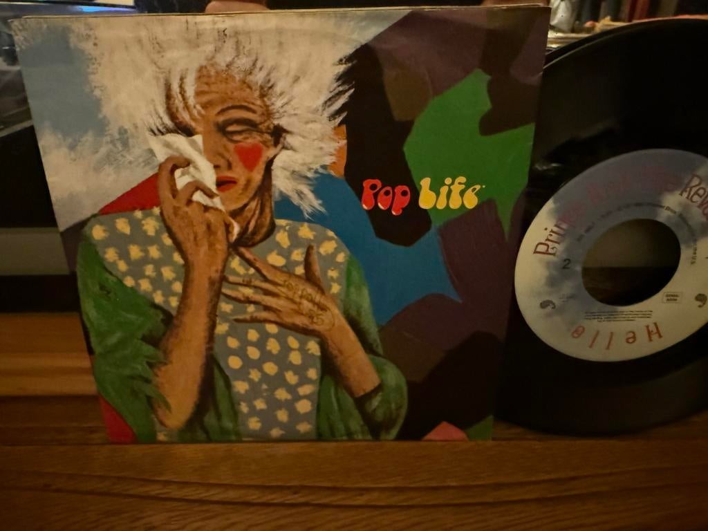 And The Revolution - Hello, Cd's en Dvd's, Vinyl Singles, 7 inch, Single, Ophalen of Verzenden, Zo goed als nieuw