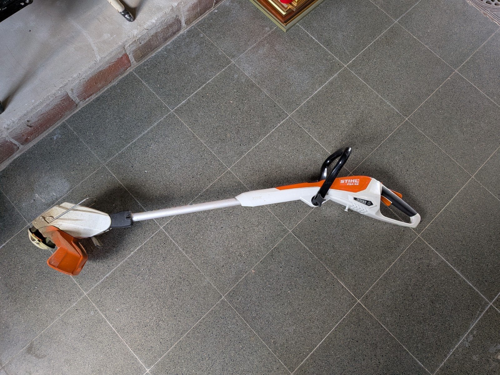 Grastrimmer Stihl FSA 45, Enlèvement