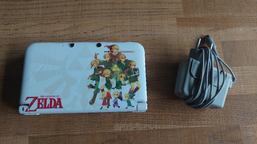 Nintendo 3DS XL met Zelda stickers, Ophalen, Gebruikt, Wit, 3DS