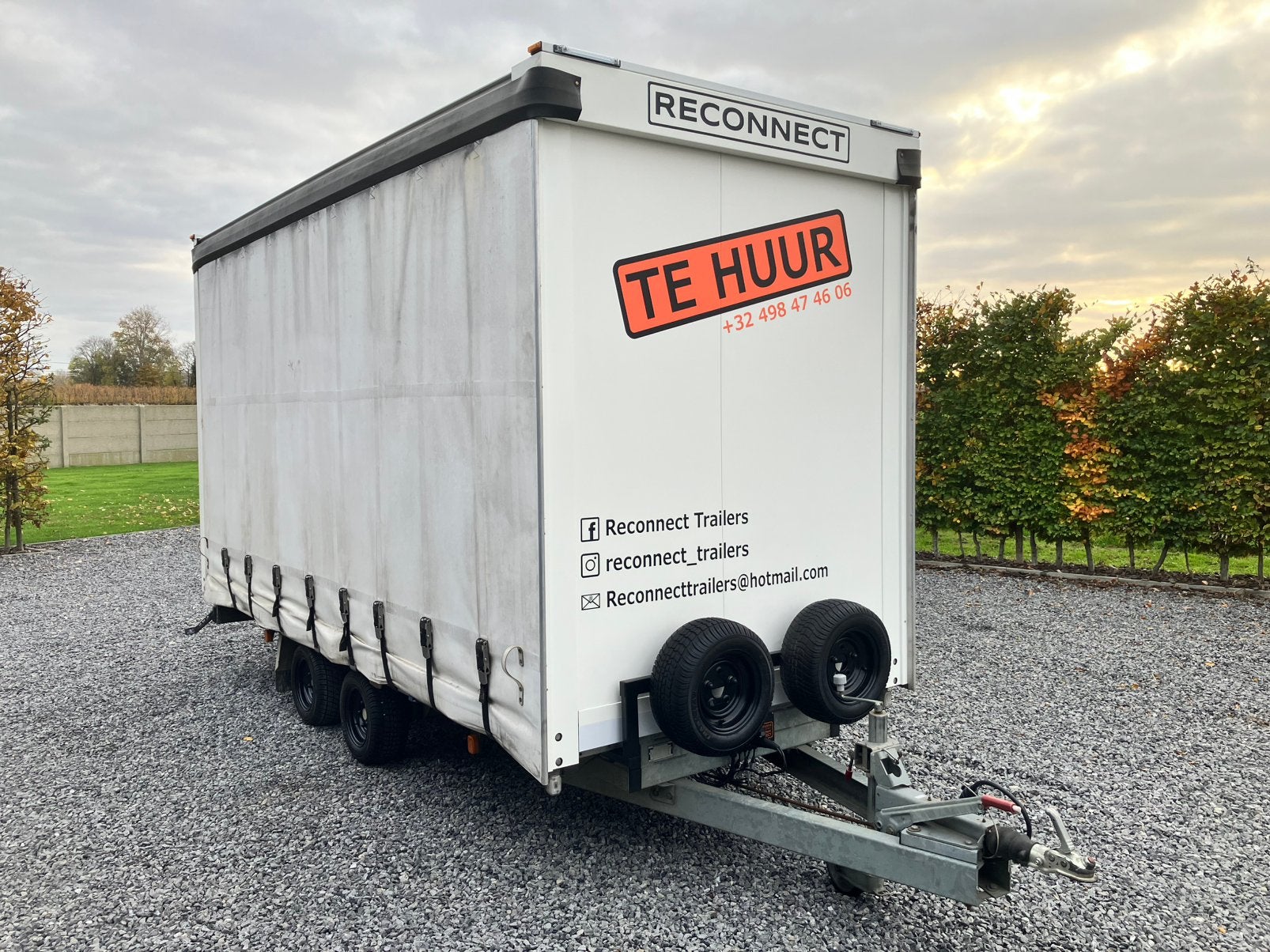 Dichte trailer, schuifzeiltrailer TE HUUR, Enlèvement