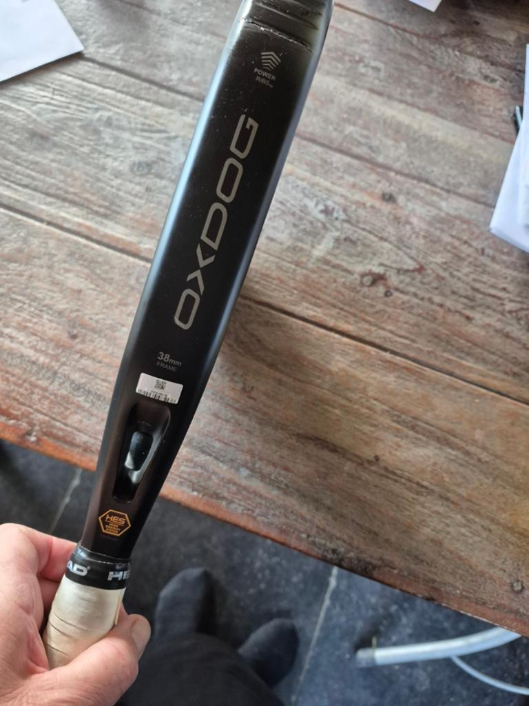 Oxdog padelracket (€230 nieuw), Sport en Fitness, Padel, Ophalen