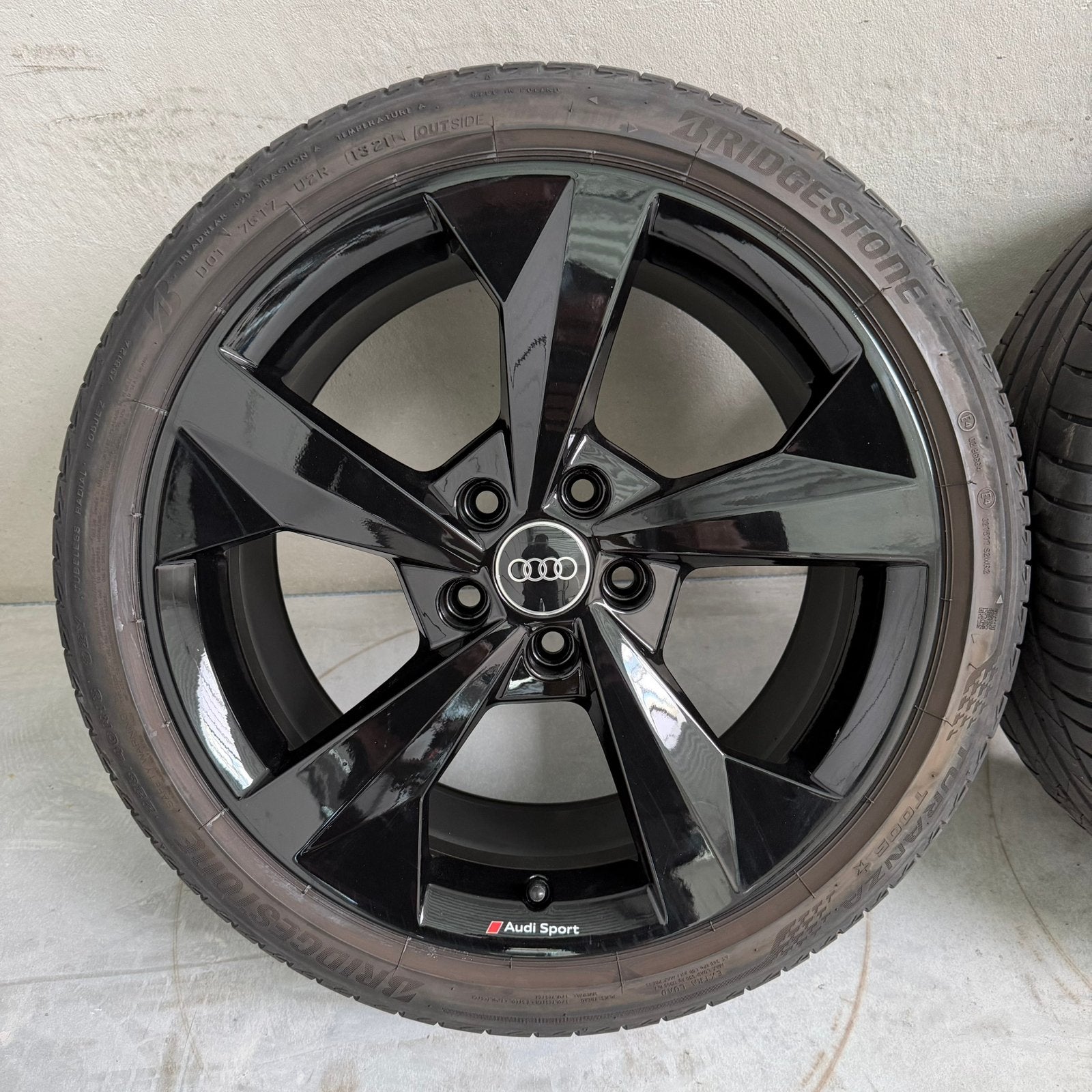 18 inch Origineel Audi A3 S3 velgen met A merk zomerbanden, 18 inch, Gebruikt, Banden en Velgen, Ophalen of Verzenden