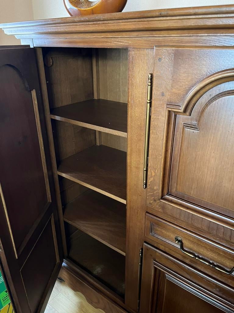 meuble buffet/bahut style inspiré du mobilier campagnard ., Avec tiroir(s), 200 cm ou plus, Comme neuf, Ancien avec un enorme cachet
