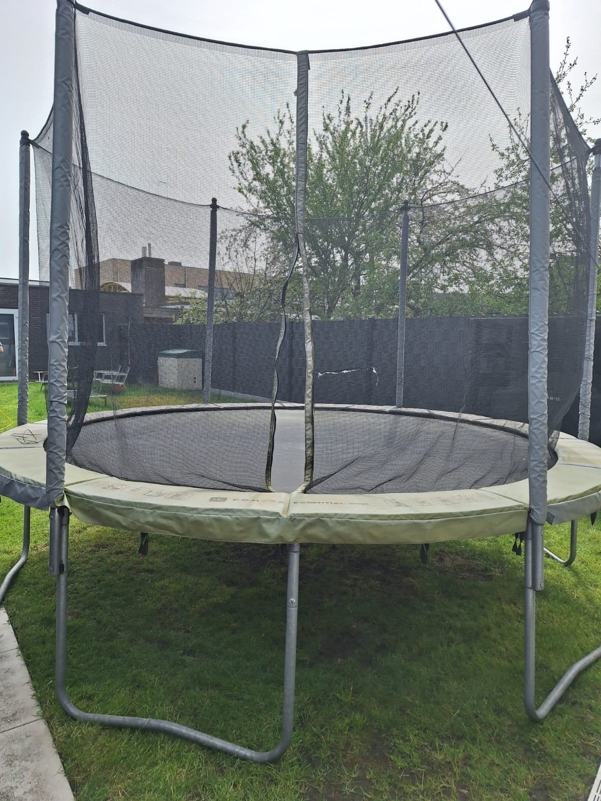 Trampoline domyos essential 365, Enlèvement, Utilisé