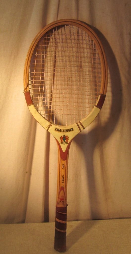 Leuke Houten Tennis Racket - Challenger, Sport en Fitness, Tennis, Ophalen of Verzenden, Zo goed als nieuw, Racket