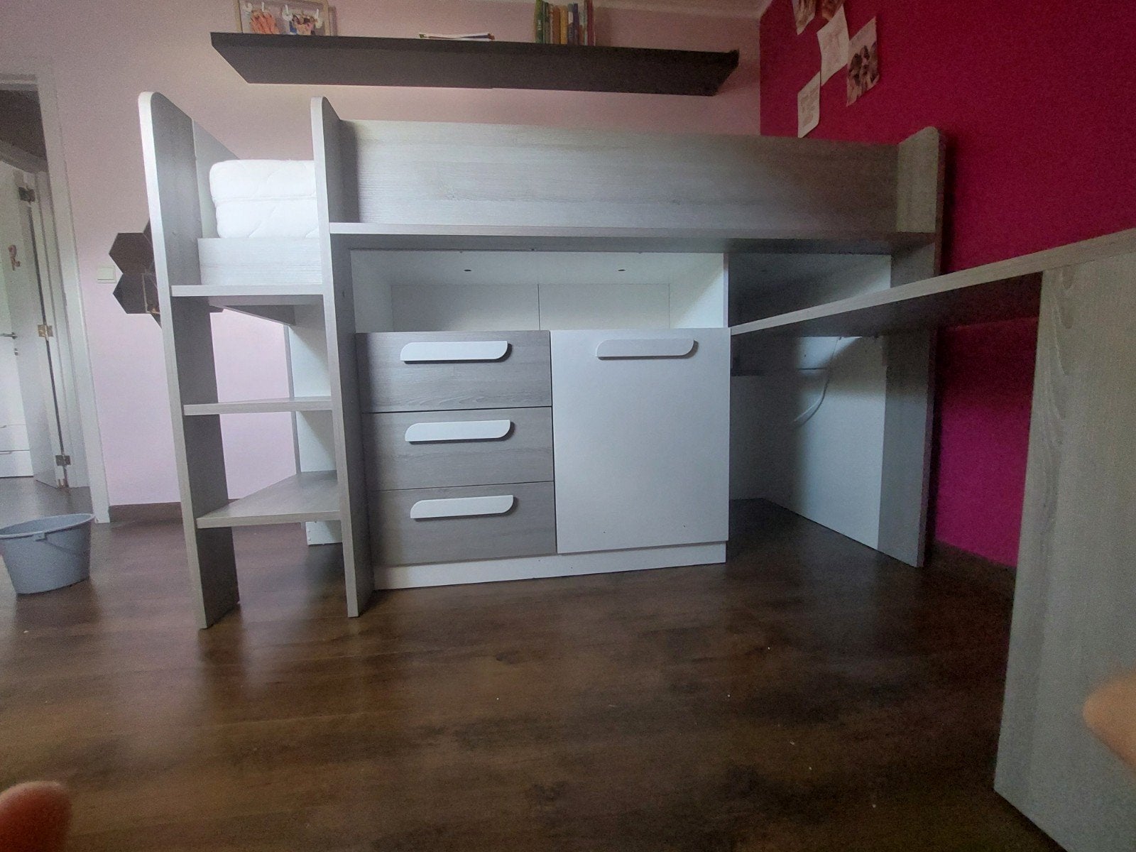Hoogslaper met opbergkasten en uitschuifbaar bureau + matras, Ophalen, Hoogslaper