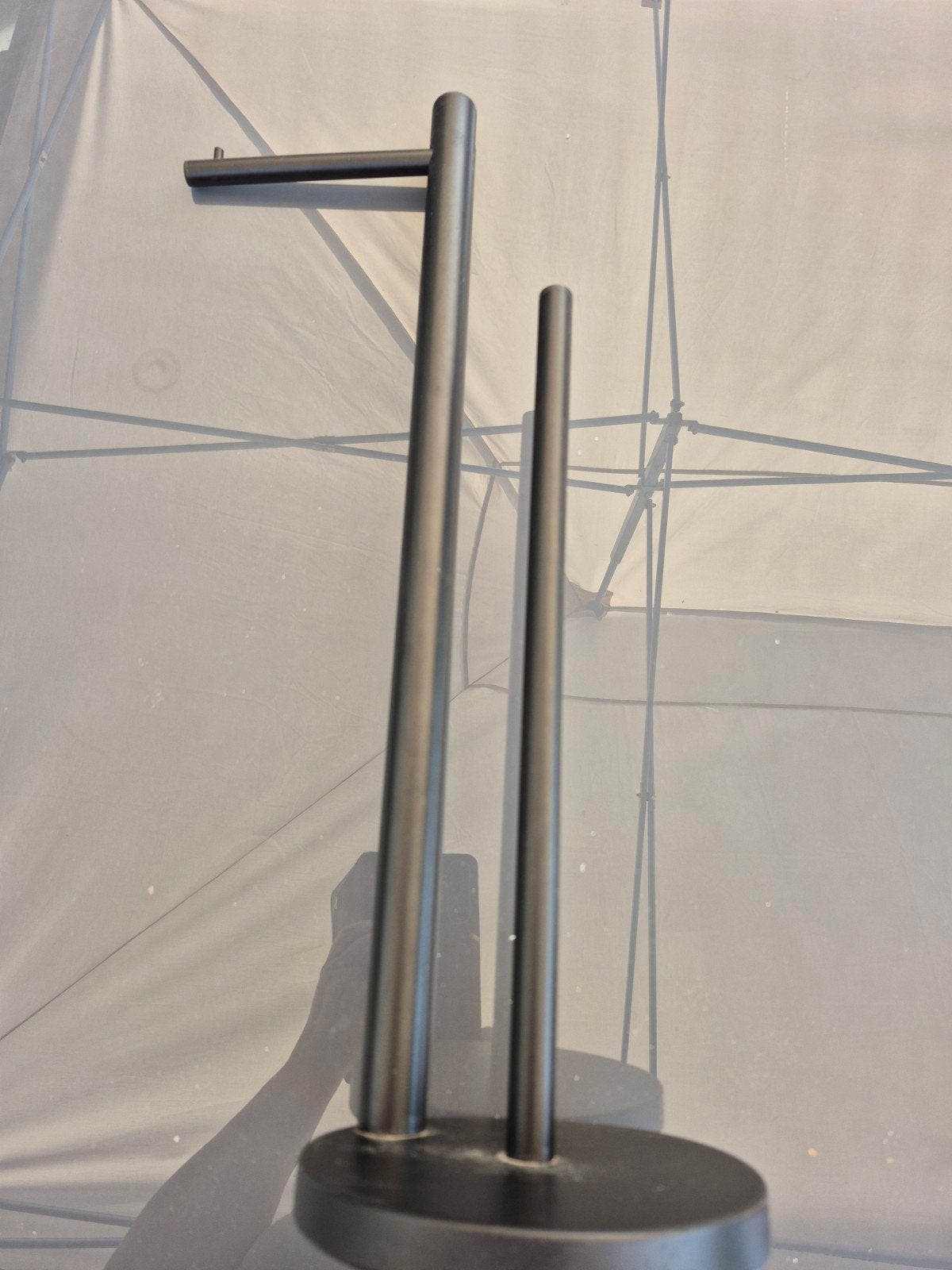 Stijlvolle, zwarte metalen wc-rolhouder (staand), Ophalen, Zwart