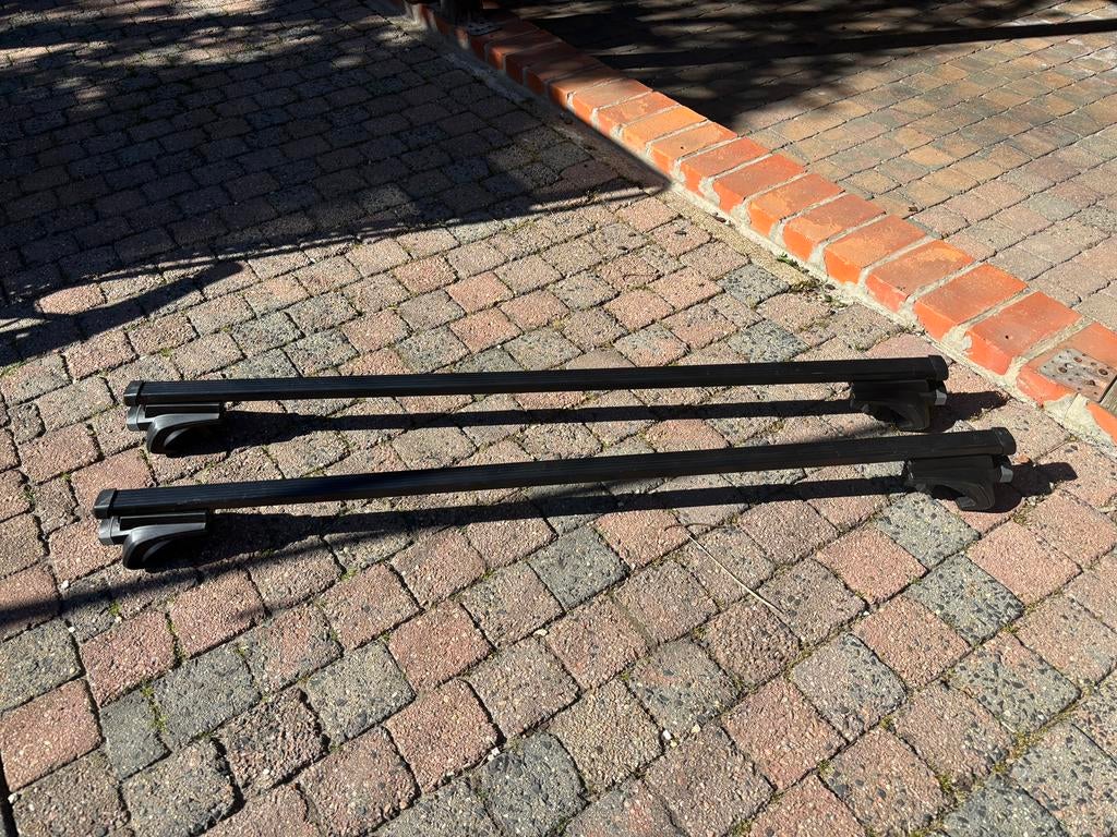 Thule dakdragers voor bovenliggende dakrails, Enlèvement, Comme neuf