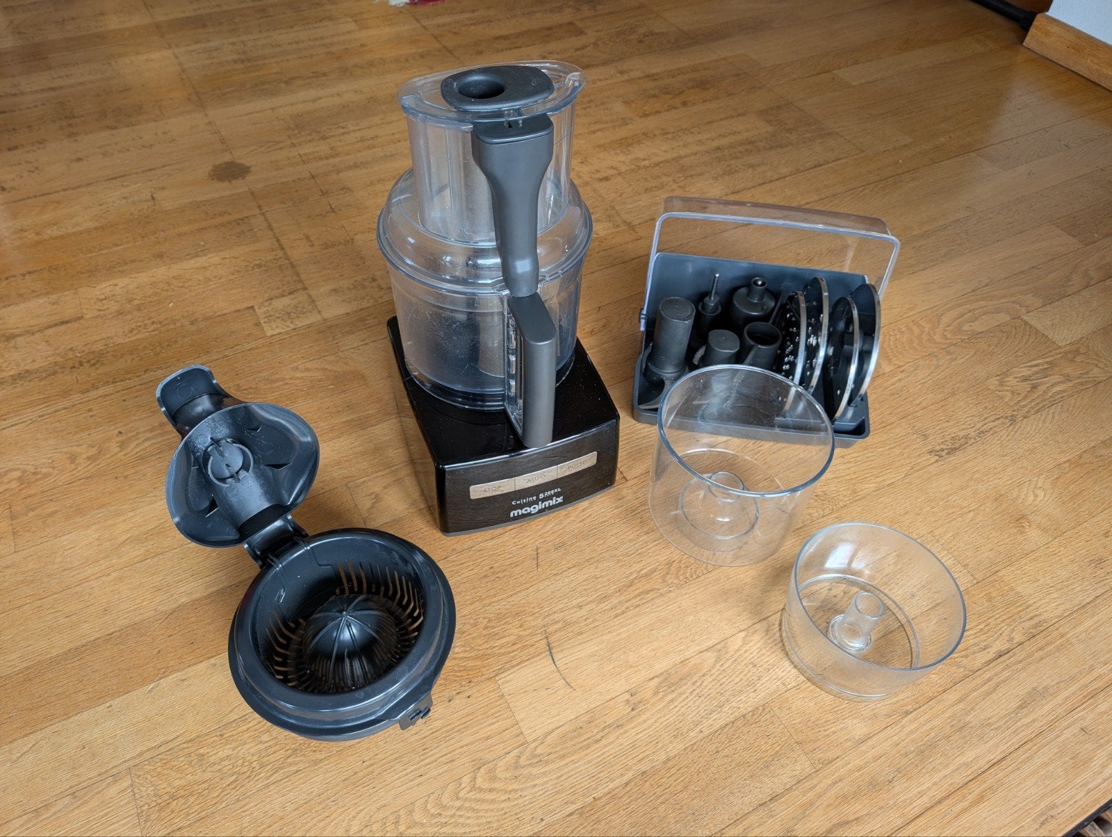 Robot multifonction Magimix CS 5200 XL, 2 à 3 litres, Enlèvement, Utilisé, 1 vitesse