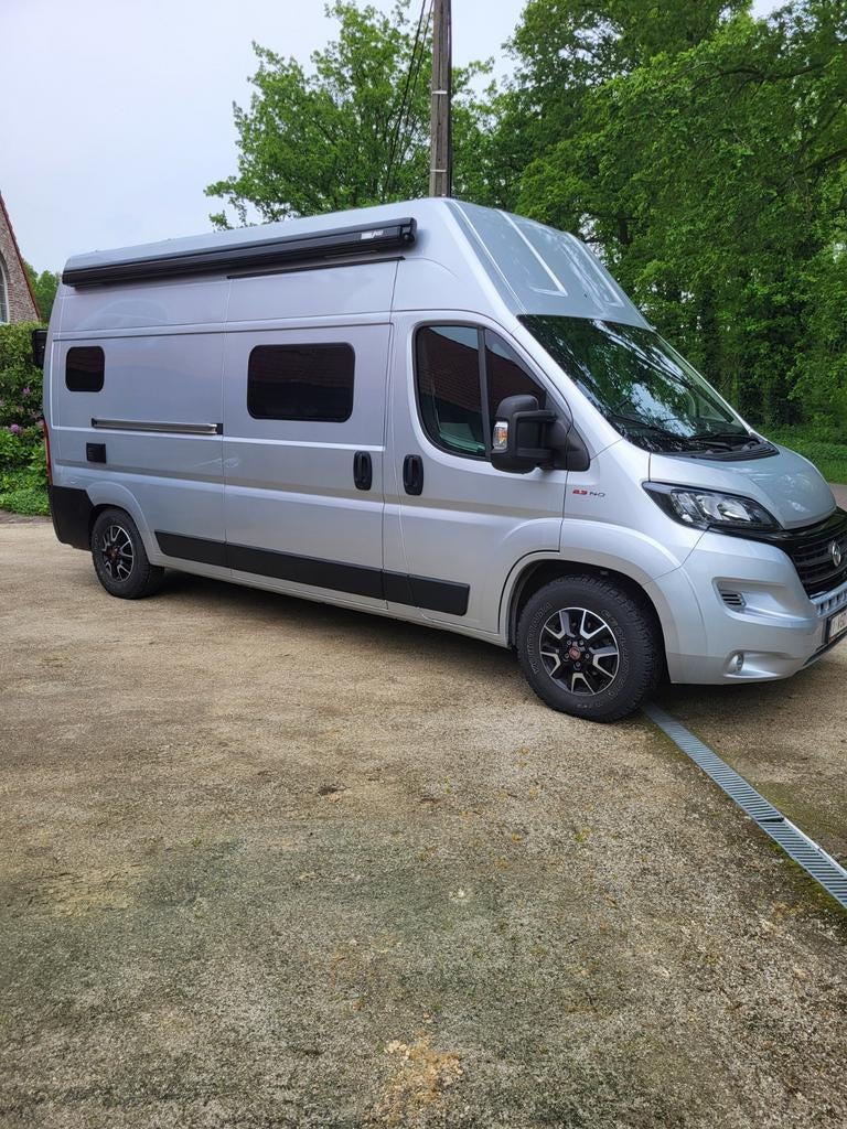 Font vendome mondea campervan '21 57.650km, Caravanes & Camping, Camping-cars, Fiat, Diesel, Onduleur, Particulier