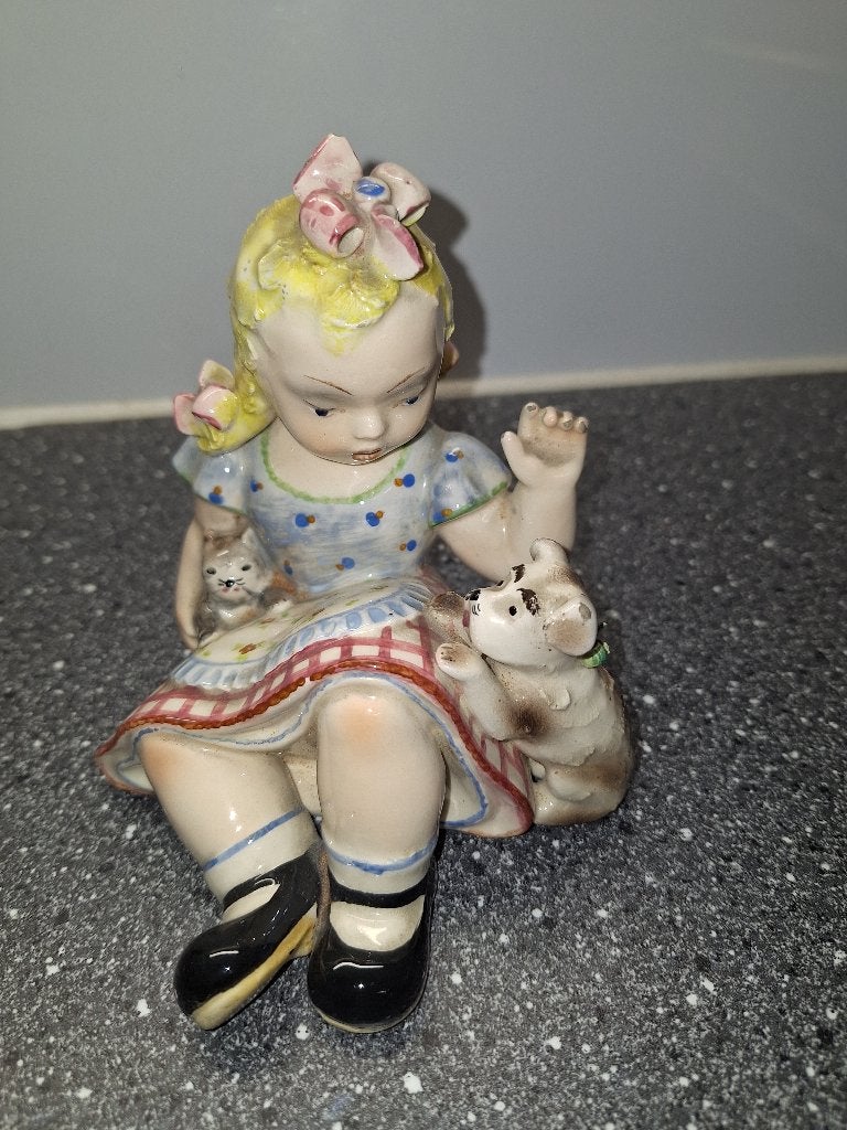 Vintage Italiaans keramiek beeldje 'La Berica' (1946-1949), Antiek en Kunst, Ophalen, Geglazuurd, Minder dan 20 cm, Steen of Keramiek