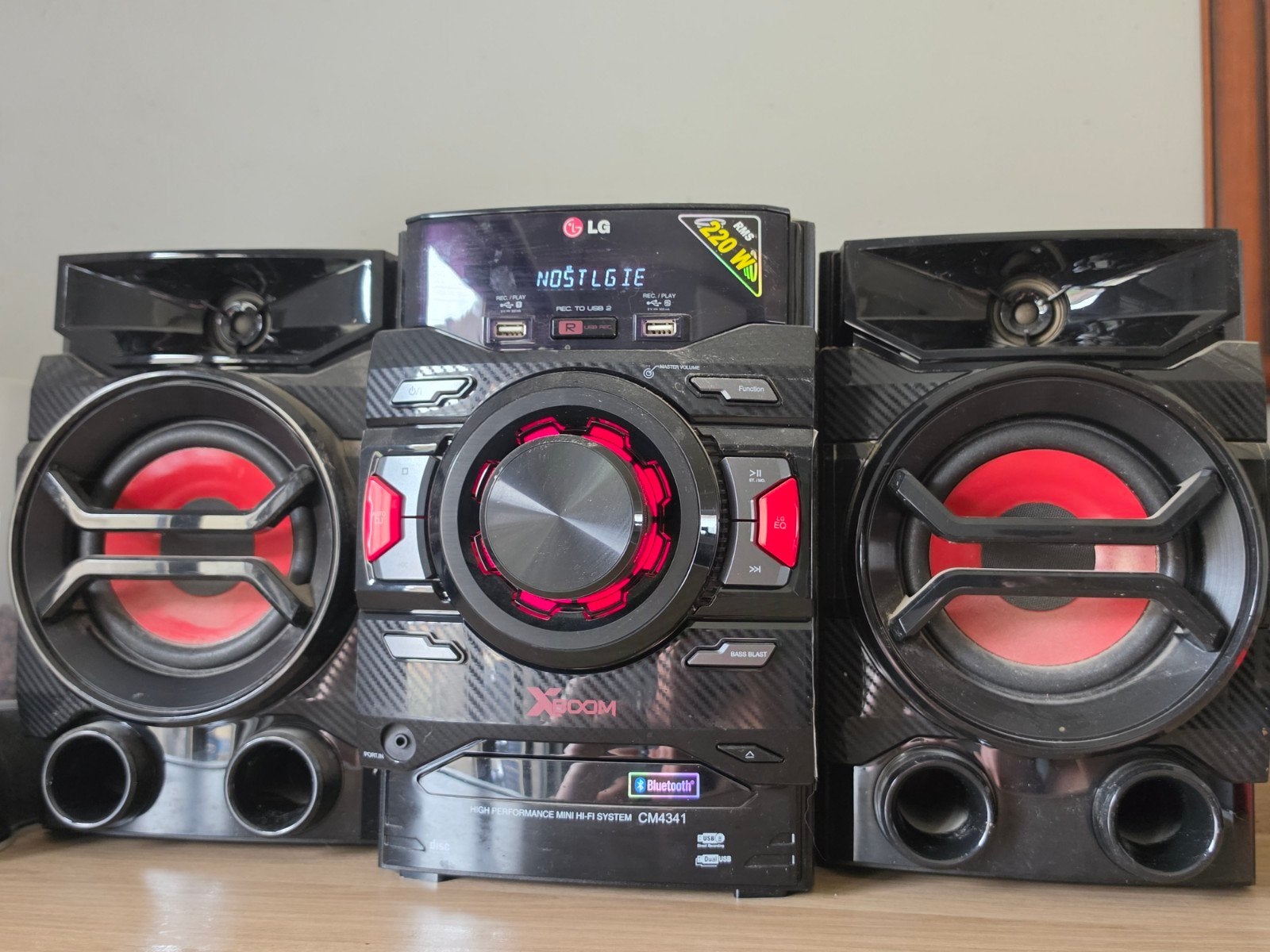 LG radio, cd, usb en Bluetooth en afstandsbediening, Ophalen, Radio