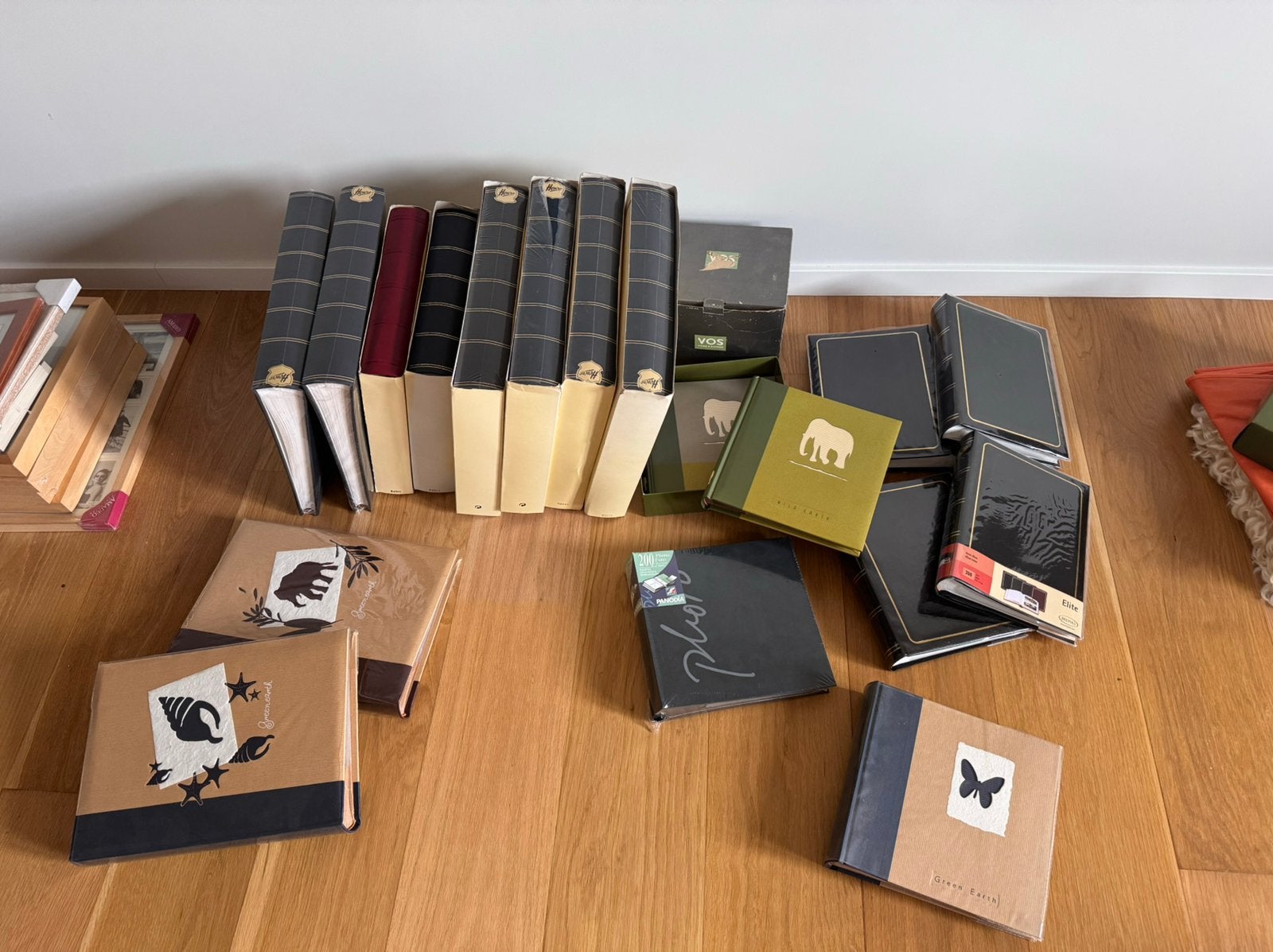 18 nieuwe fotoalbums – Henzo, Brepols, etc: per lot of apart, Audio, Tv en Foto, Fotoalbums en Accessoires, Ophalen, Zo goed als nieuw
