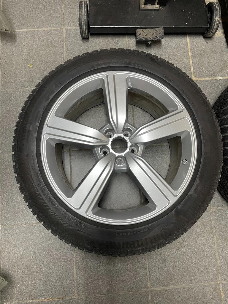 Lot de 4 jantes d'origine (et pneus) pour Audi - 20 pouces, Pneus et Jantes, Pneus hiver, 255 mm, Enlèvement