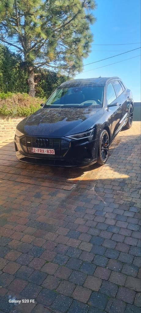 Audi Etron (Q8) « ÉDITION NOIRE », Autos, Audi, Cruise Control, Achat, Q8, Entretenue par le concessionnaire