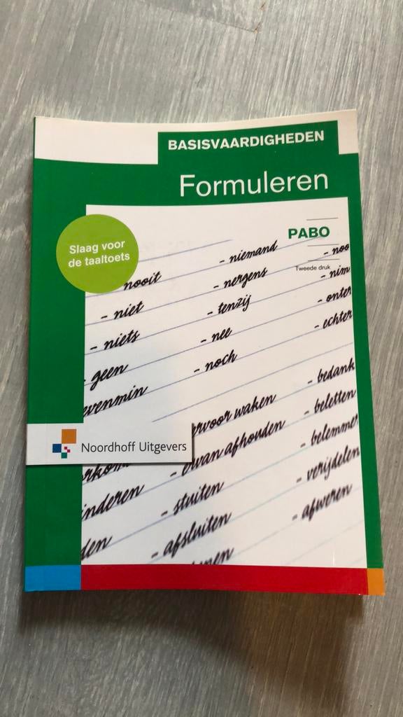 F.C.A Brouwer - Formuler les compétences de base, Enlèvement, Comme neuf, Néerlandais, F.C.A Brouwer