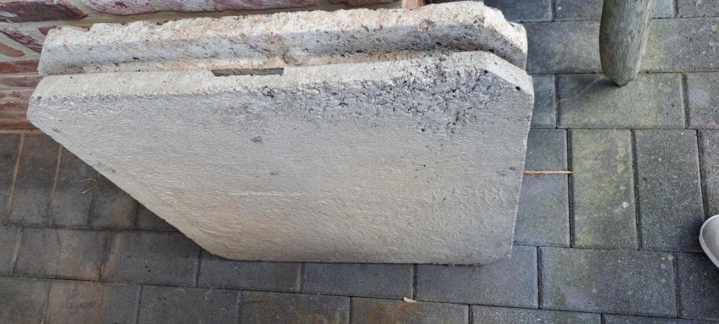 1 Betonnen putdeksel 55X55x4 cm, Doe-het-zelf en Bouw, Ophalen, Zo goed als nieuw