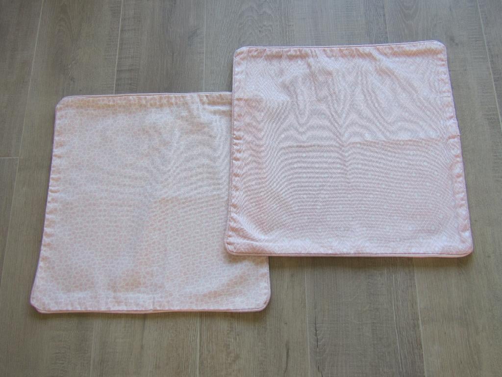 6 nieuwe kussen overtrekjes afmeting 43 cm x 44 cm, Ophalen of Verzenden, Nieuw, Roze, Vierkant