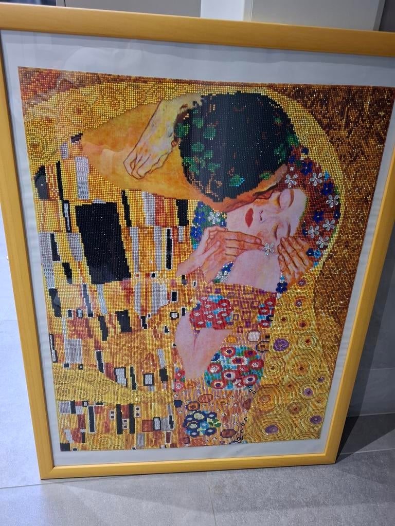Afgewerkte diamond painting The Kiss van Gustav Klimt, Ophalen