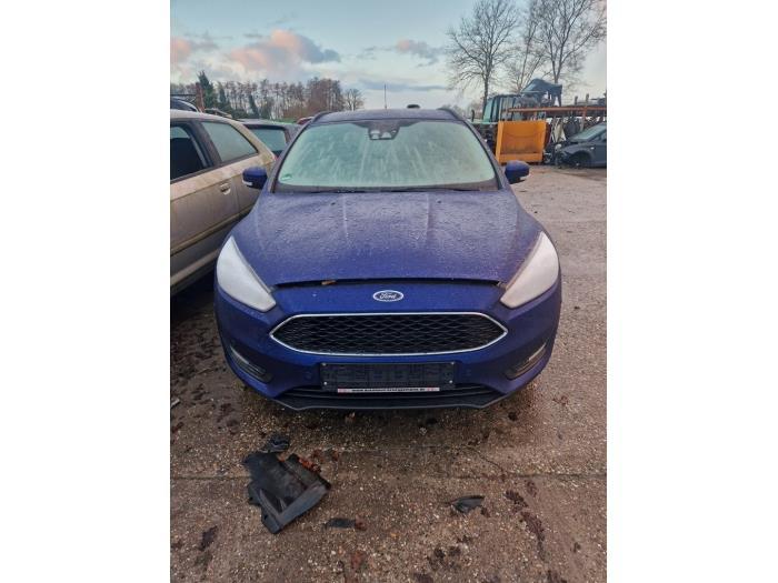 Panneau avant d'un Ford Focus, -, 3 mois de garantie, -, -
