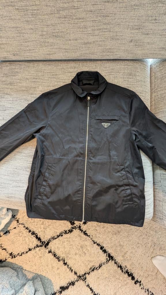 Prada, Ophalen, Maat 52/54 (L), Zwart, Zo goed als nieuw