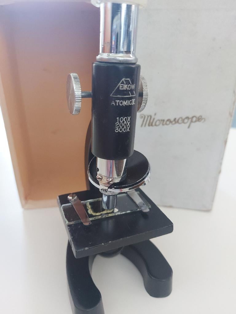 Microscope vintage, Enlèvement